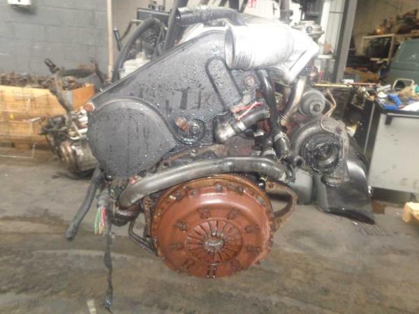 MOTEUR VW 2.8 DIESEL - Vue 3